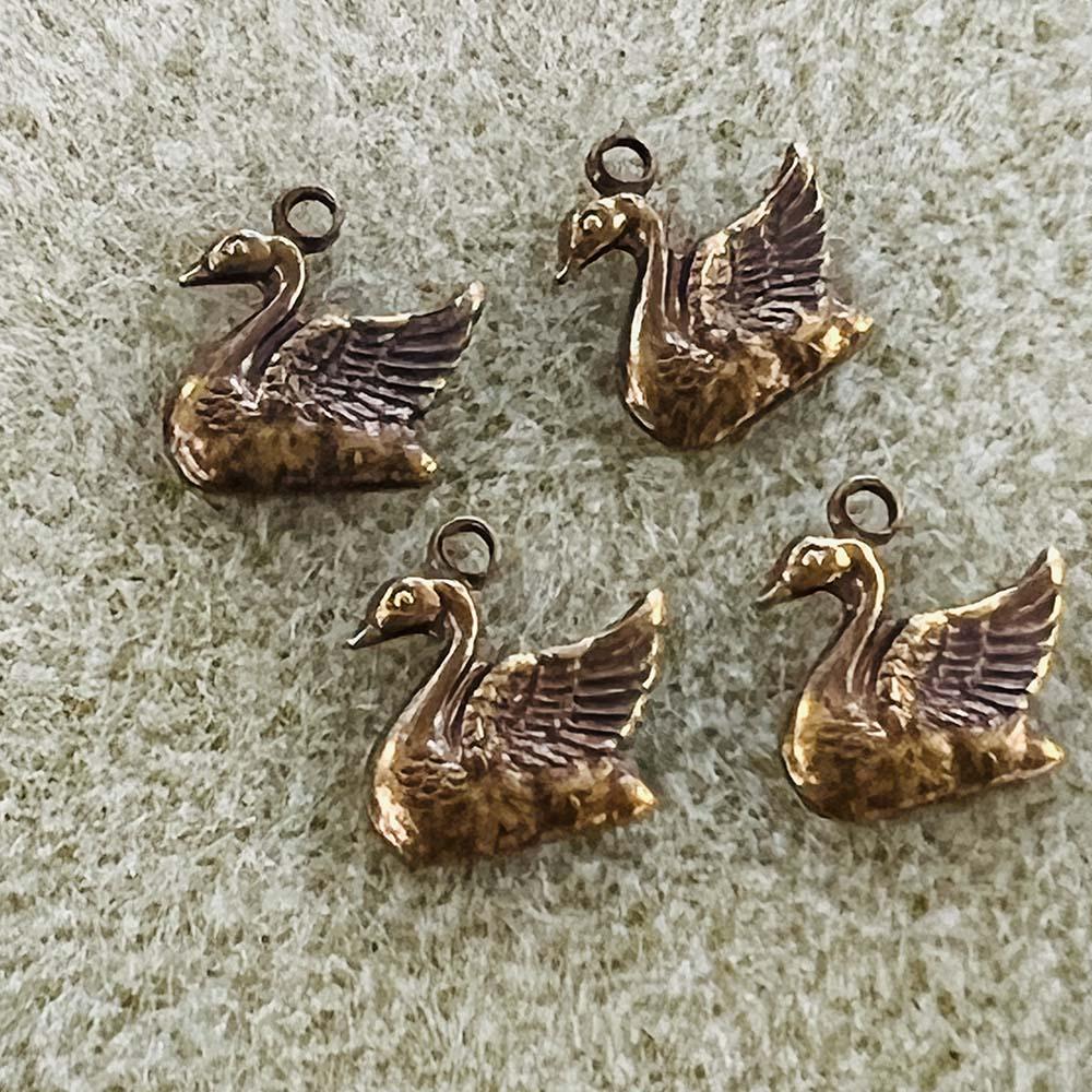 Antique Brass 10MM Swan Stamping