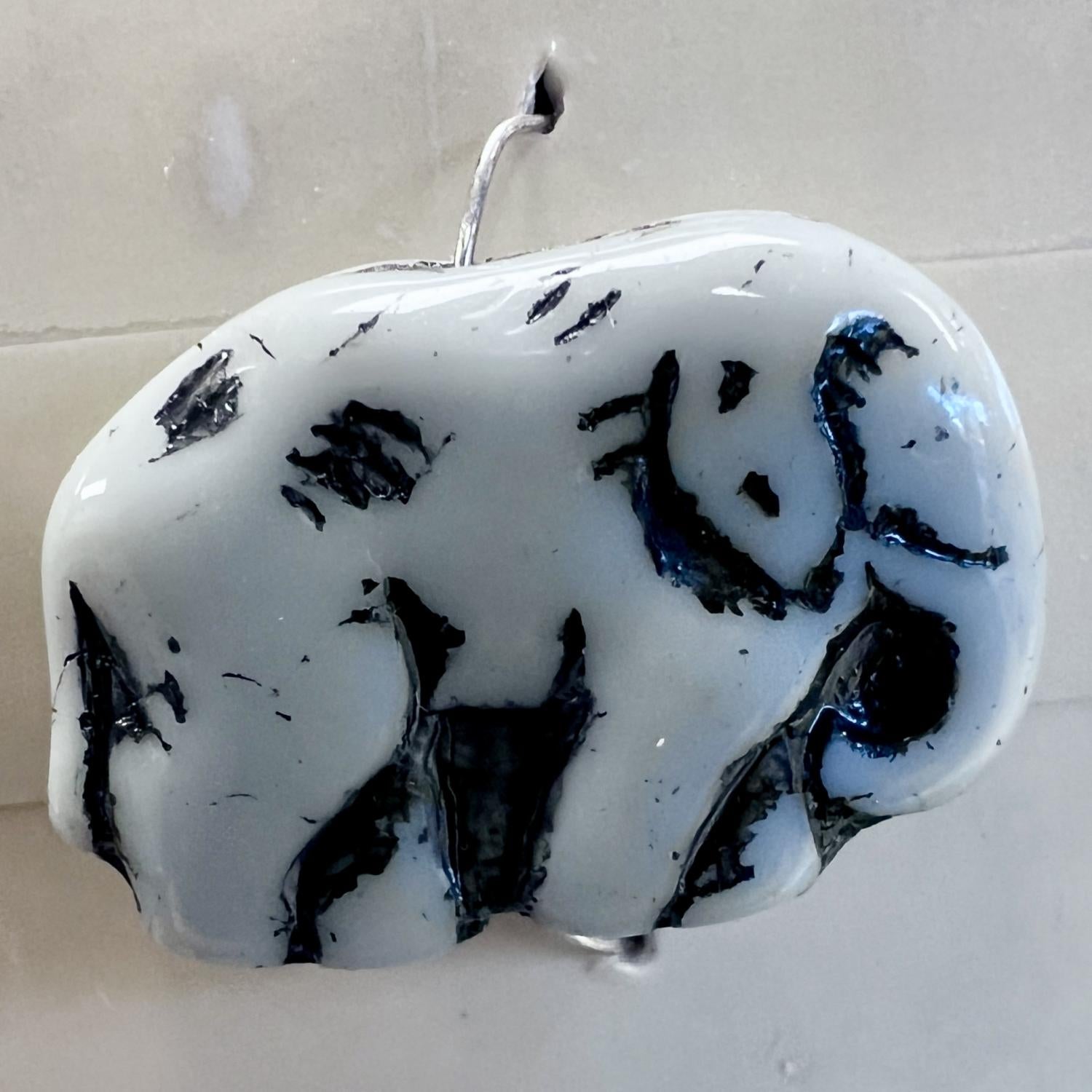 Grey With Black Detail 16x23MM Elephant