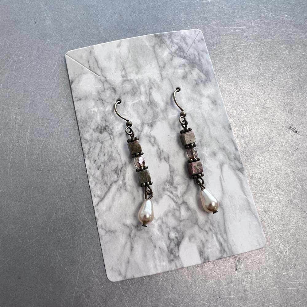 White Marble Cardboard Earring or Necklace Display Card 3.5Lx2.25W inches