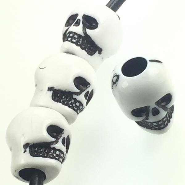 10MM White Plastic Skull With Black Detail