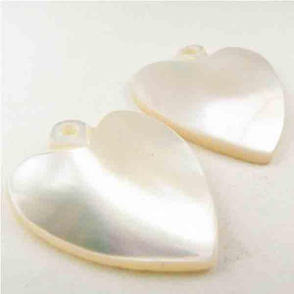 18X17MM White Mother of Pearl Heart