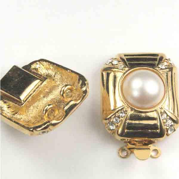 2-Strand 25X18MM Box Clasp Gold with Cream Pearl