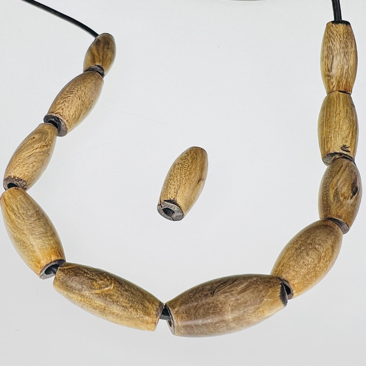 .5 Inch Olive Horn Hairpipe Bead