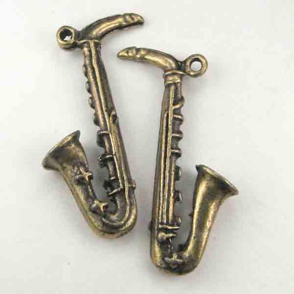 Antique Gold Plate 31x18MM Saxaphone