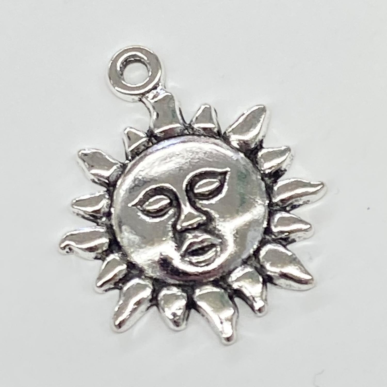 Antique Silver Plate 17x5x12.5MM Sunface with Loop