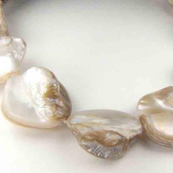 Beige 19mm Baroque Shell Disc_