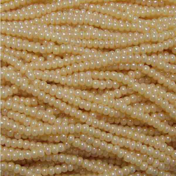 Beige Pearl 8/0 Seed Bead