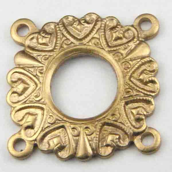 Brass 15MM 4 Loop Heart Pattern Connector