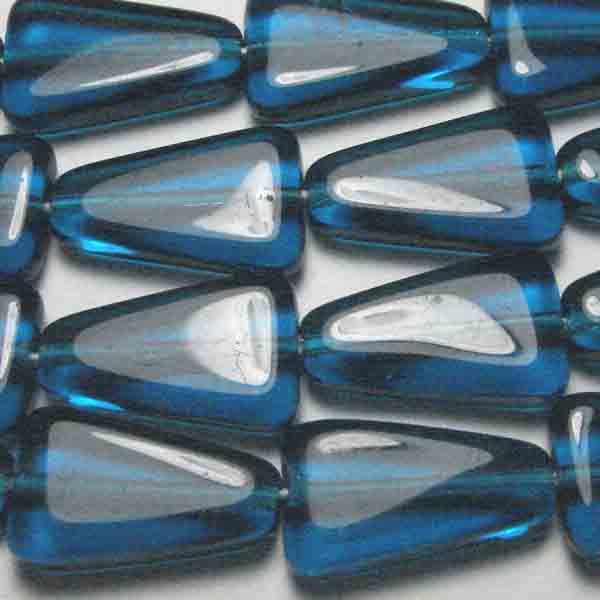 Capri 16x10MM Triangle Bead