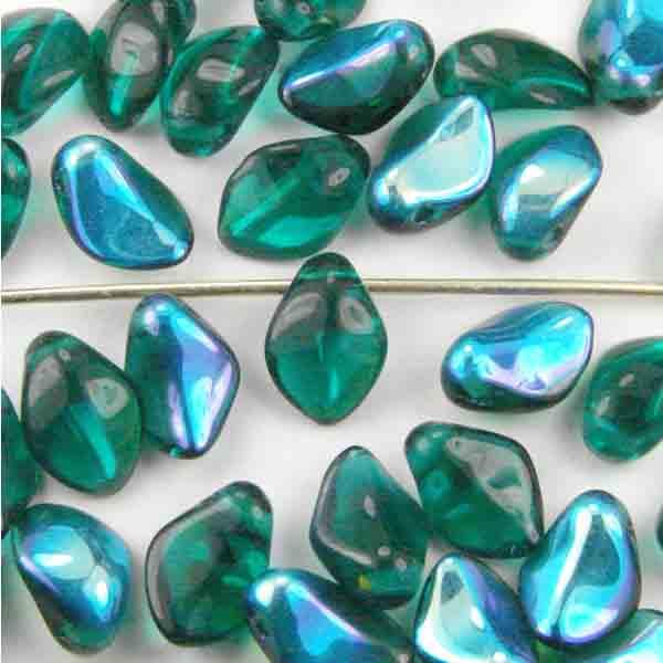 Emerald AB Curved Petal Dagger 8X6MM