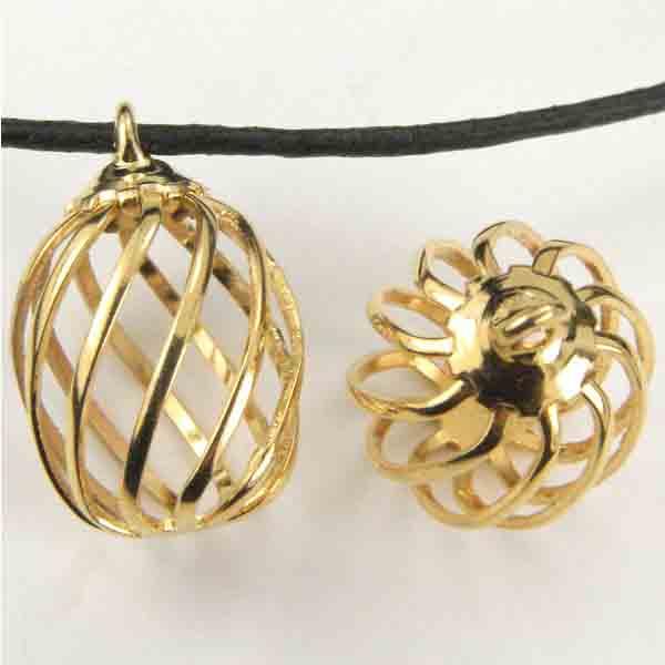 Gold Plate 14x12MM Twisted Wire Oval Drop