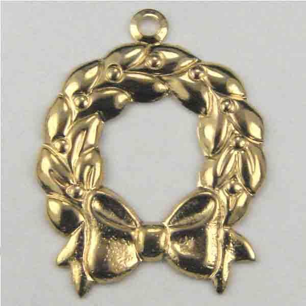 Gold Plate 20x19MM Holiday Wreath