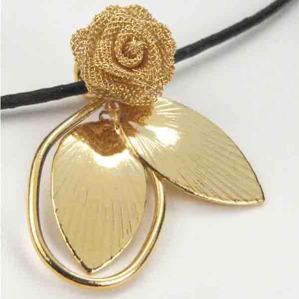 Gold Plate 25x22MM Mesh Rose with Loops