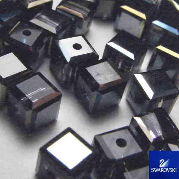 Helio 4MM Swarovski 5601 Cube Bead