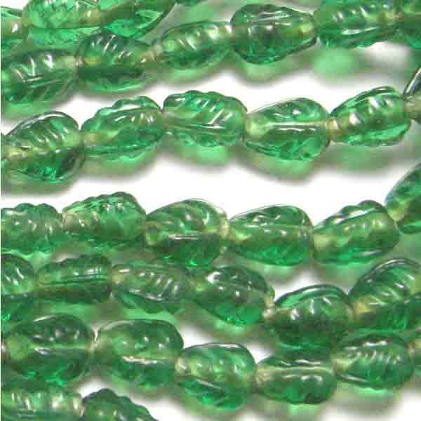 Kelly Green (Smaragd) 7X5MM Textured Leaf