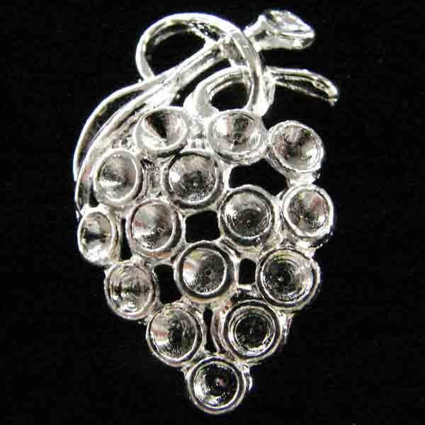 Left Facing 27x20MM Silver Plate Grape Cluster