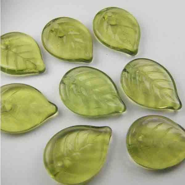 Olivine 18X13MM Veined Leaf