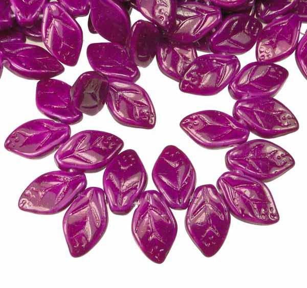Pantone Dark Magenta 12x7MM Leaf