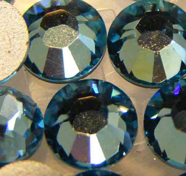 SS 30 (6MM) Aqua Flatback Swarovski Rhinestone