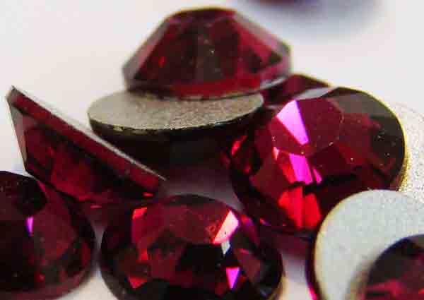 SS 30 (6MM) Dark Rose (Ruby) Flatback Swarovski Rhinestone