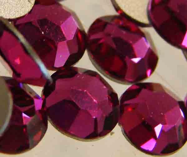 SS 30 (6MM) Fuchsia Flatback Swarovski Rhinestone