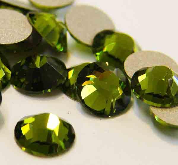 SS 34 (7MM) Olivine Flatback Swarovski Rhinestone