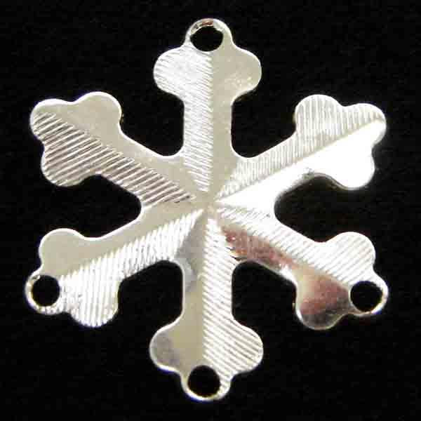 Silver Plate 18MM 4 Hole Snowflake