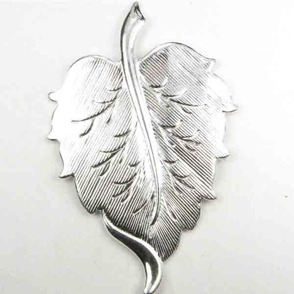 Silver Plate 43x29MM Veined Leaf