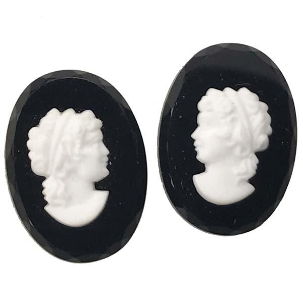 Vintage White On Jet Cameo 18X13MM