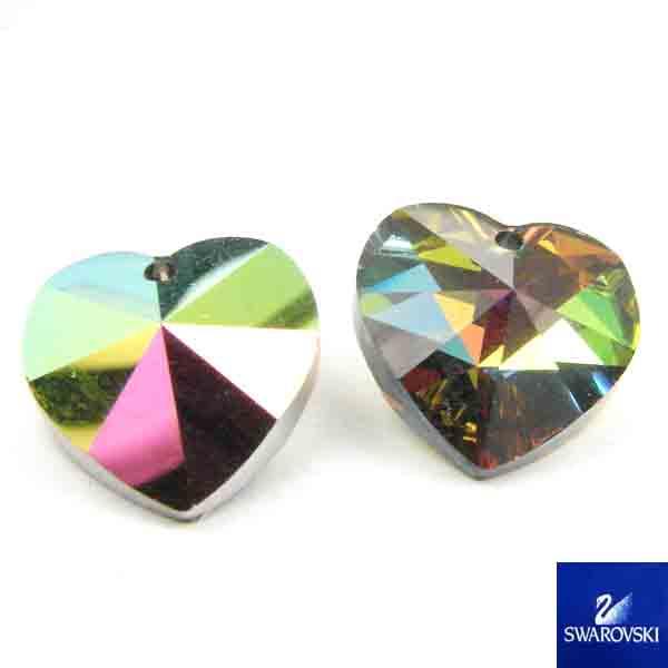 Vitrail Medium 10MM Swarovski Heart Pendant