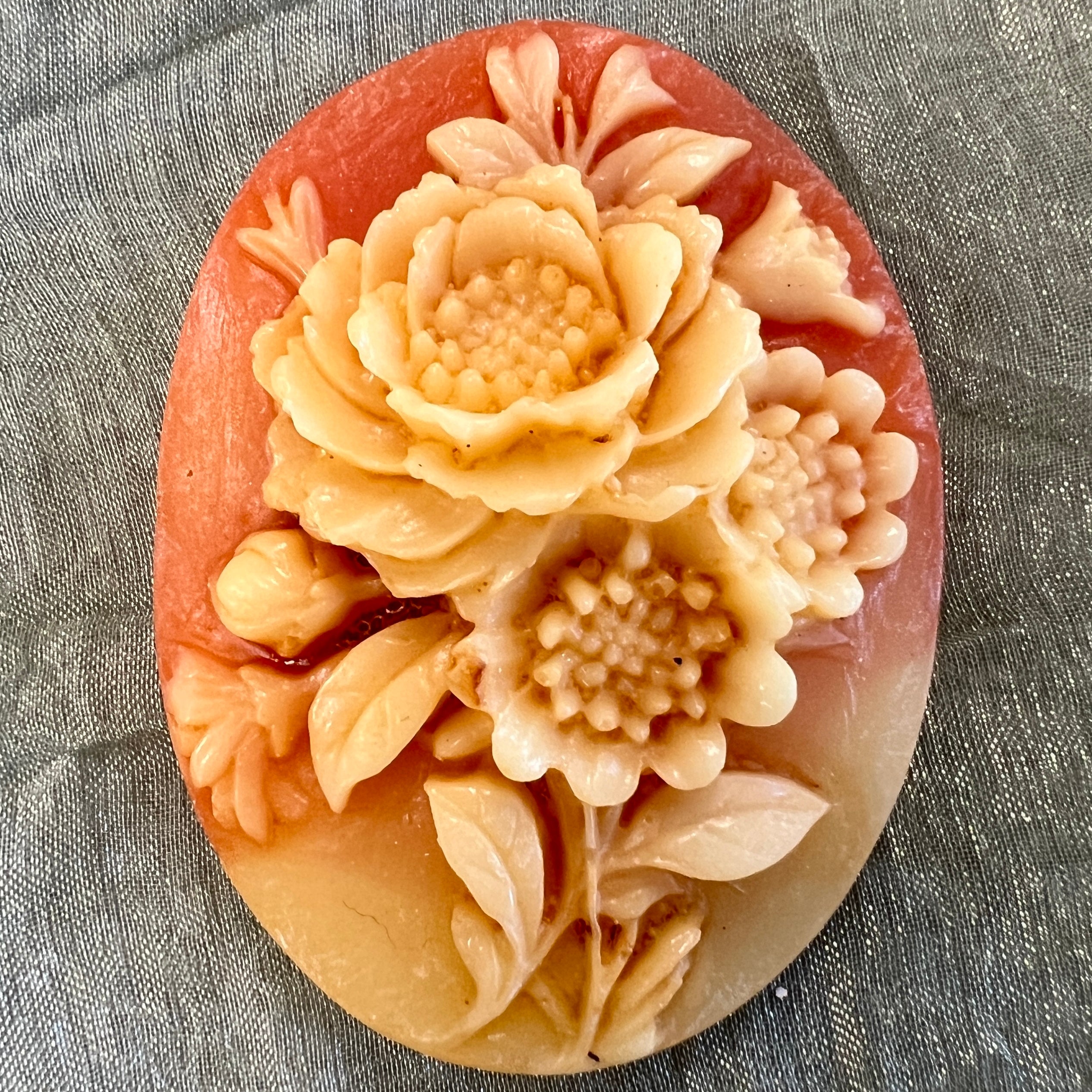 Vintage Ivory Flowers on Ombre Coral 40X30MM Cameo