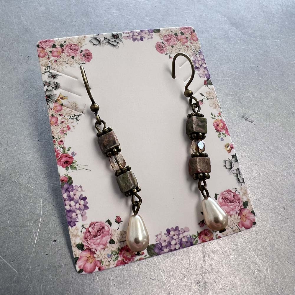 White Floral Cardboard Earring or Necklace Display Card 2.5Lx2W inches