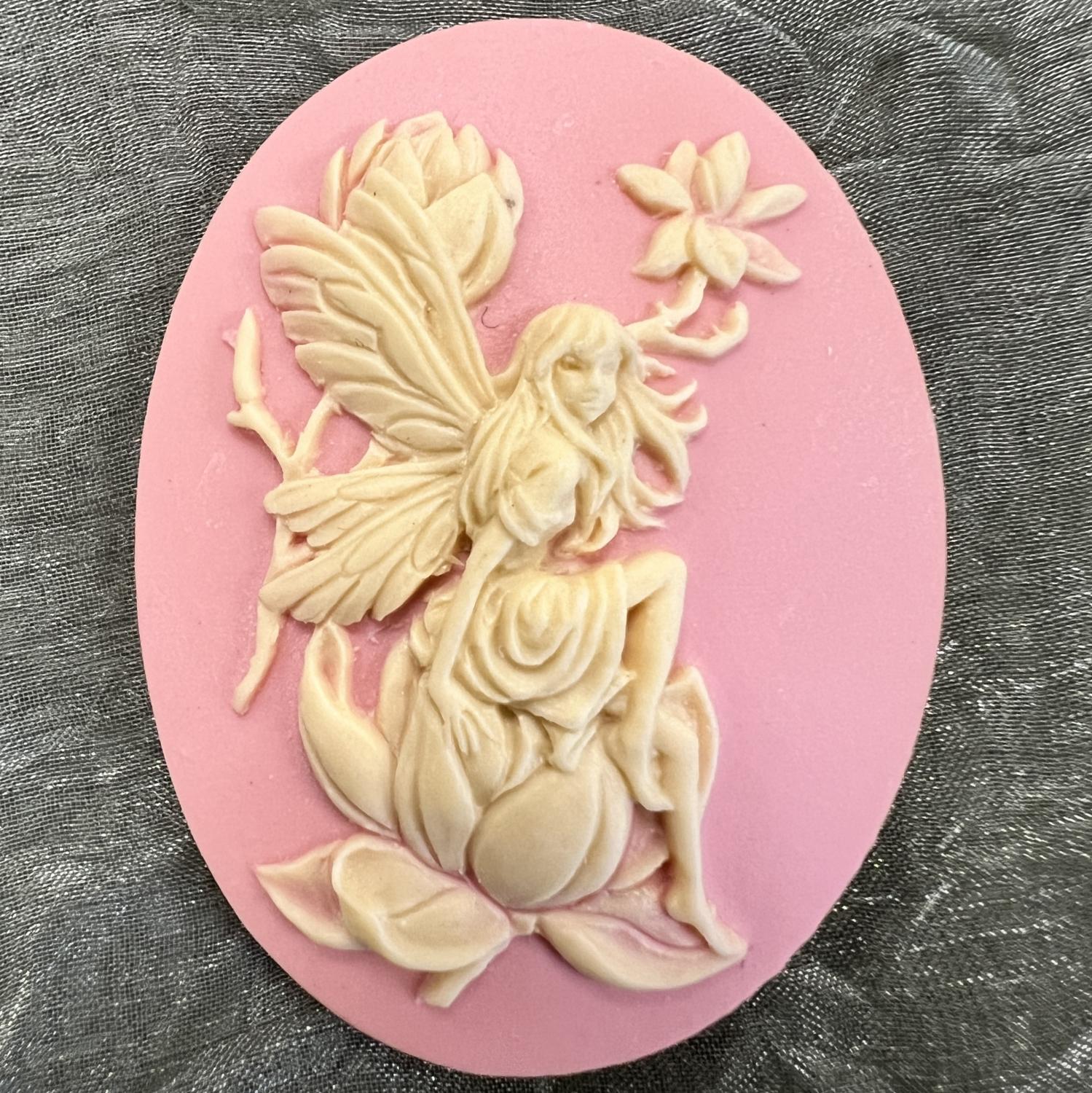 Pink With Ivory Sitty Fairy 40X30MM Cameo