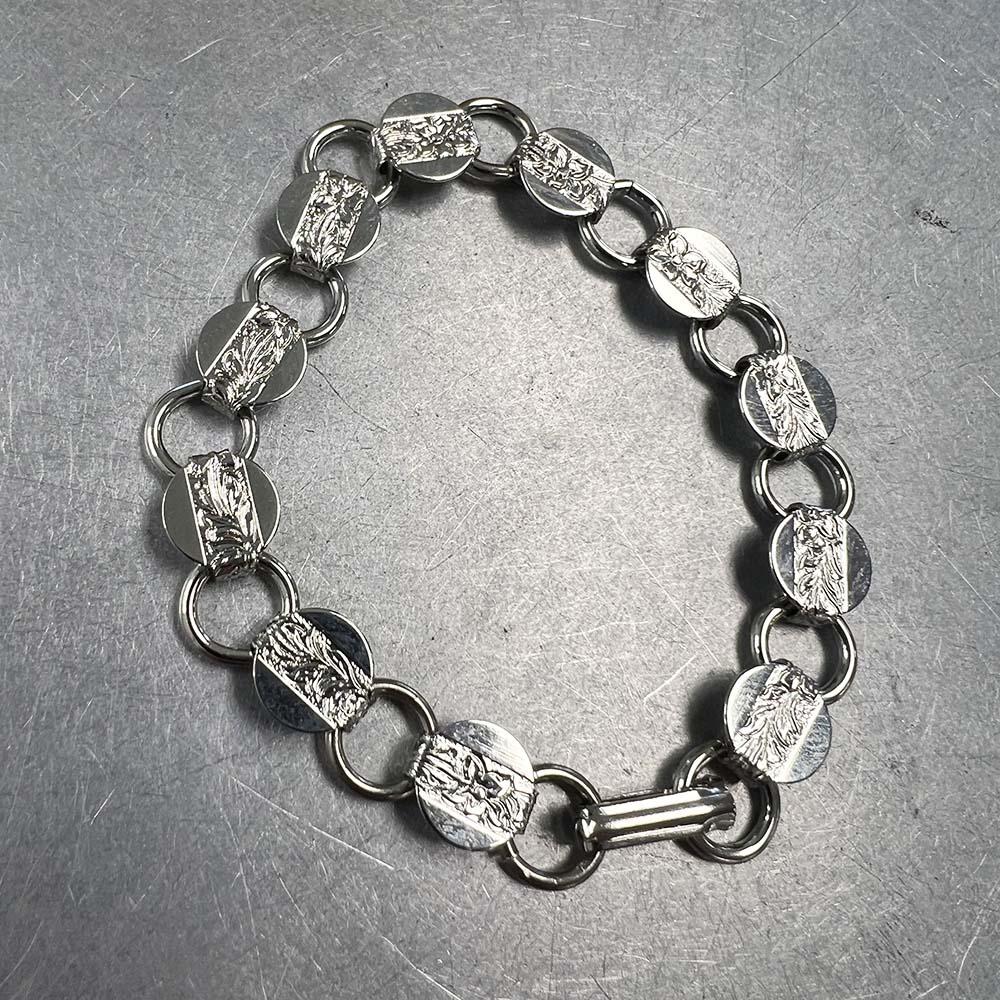 Silver Plate Round 7 Inch Bracelet with 9MM Round Gluing Pads