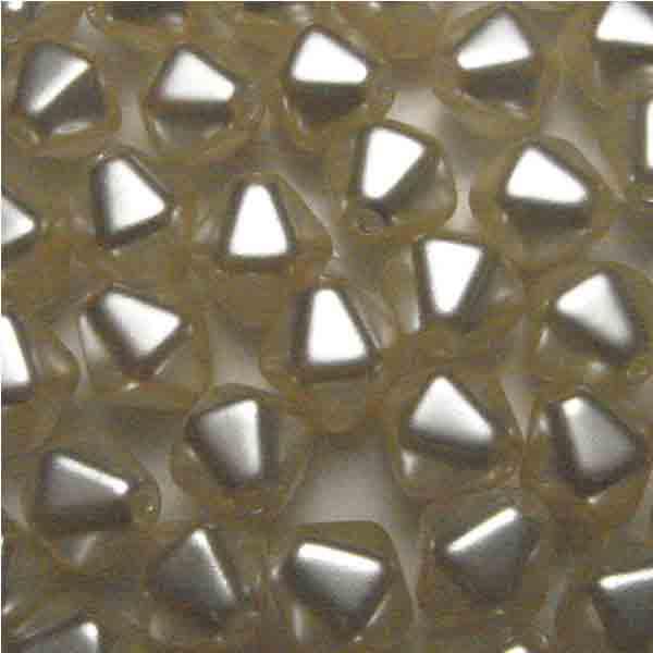 8MM White Pearl 5 Sided Bicone