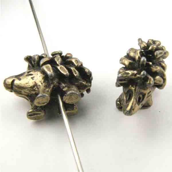 Antique Gold 12x15MM Cast 3-D Hedgehog