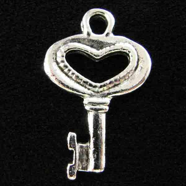 Antique Silver 26X16MM Cast Key