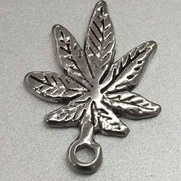 Antique Silver Plate 20x15MM Cannabis Marijuana Plant Leaf