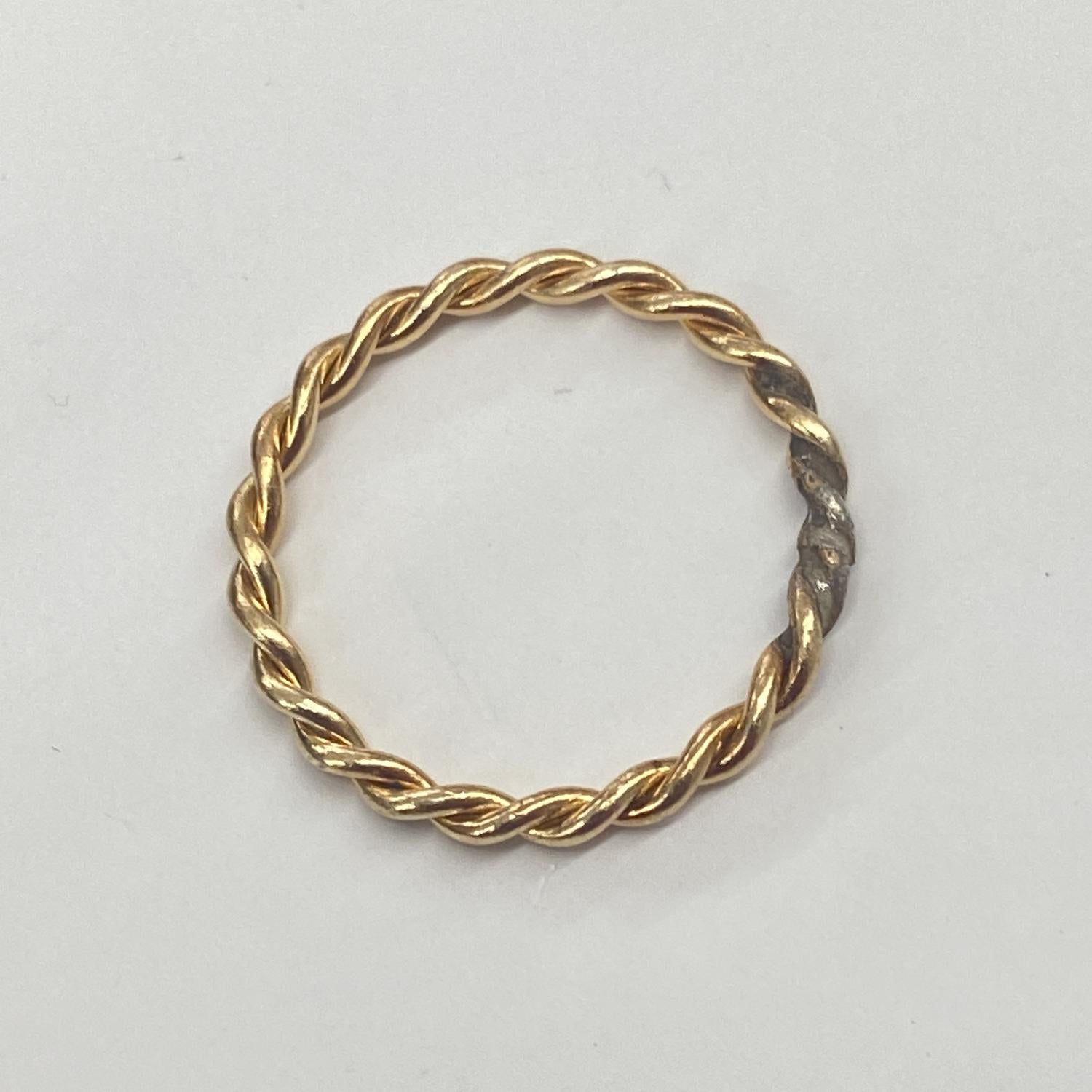 Brass 18MM Twisted Round Jump Ring