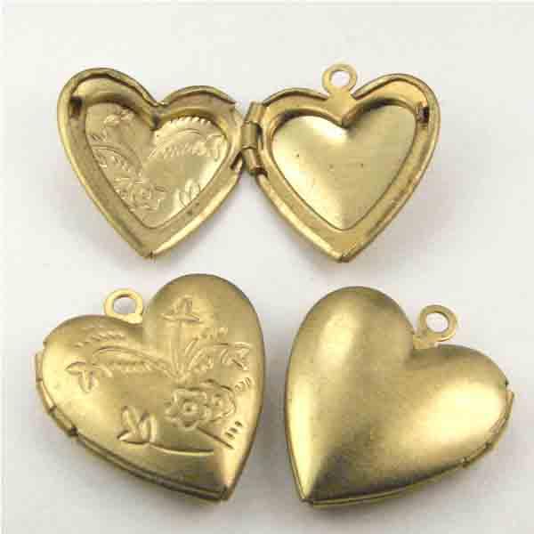 Brass 19x17MM Heart Shaped Locket