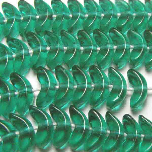 Emerald 8x4MM Crescent Wing