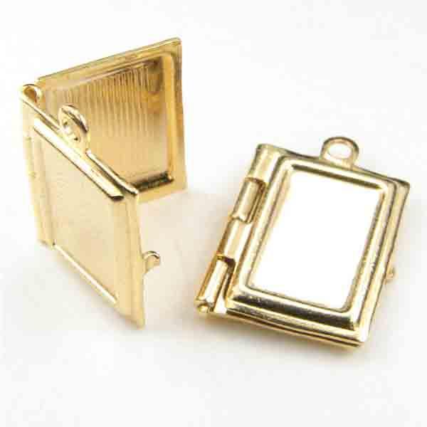 Gold Plate 15x12MM Locket