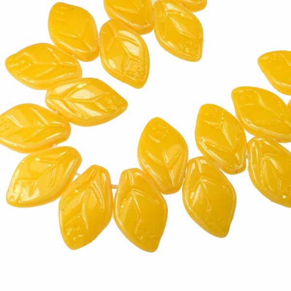 Pantone Corn Yellow 12x7MM Leaf
